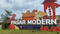 Pasar Modern Paramount Petals