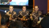 PERUMDAM TKR Terima Penghargaan di Acara Top BUMD AWARD 2026