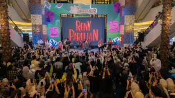 Rony Parulian Meriahkan HUT Tangcity Mall ke-15